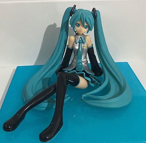 Hatsune Miku figür
