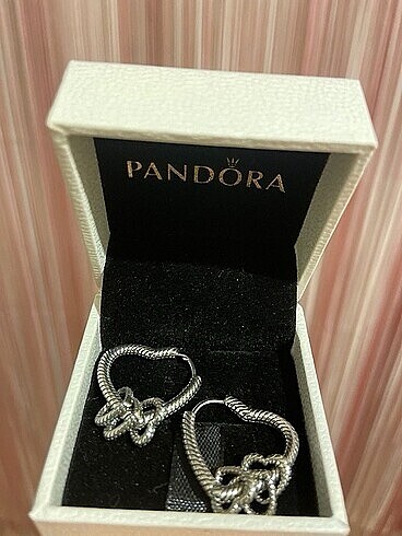 Pandora Kalpli Charm küpe