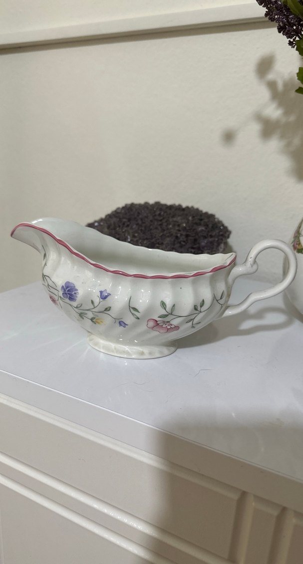 İngiliz Çiçek Desenli Beyaz Sosluk - Görsel 3