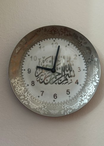 Gri-Beyaz Duvar Saati İslami Tasarımlı - Görsel 6