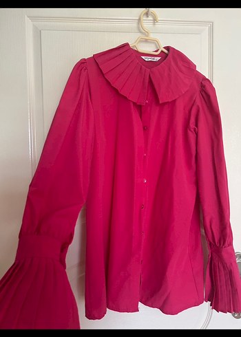 Piliseli Yakalı Pembe Keten Gömlek - Görsel 2