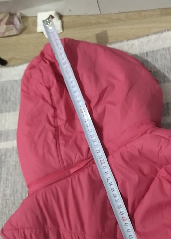 Kız Çocuk Pembe Kürklü Kapüşonlu Yelek - Görsel 7