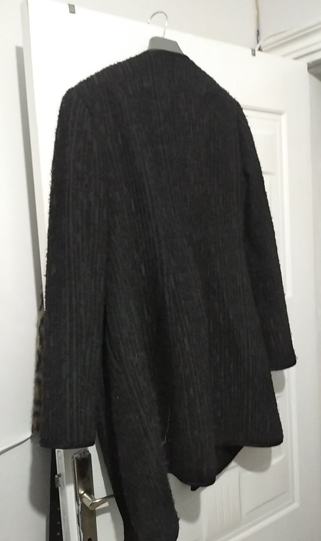 Düğmeli Siyah Kadın Uzun Kaban - Görsel 4