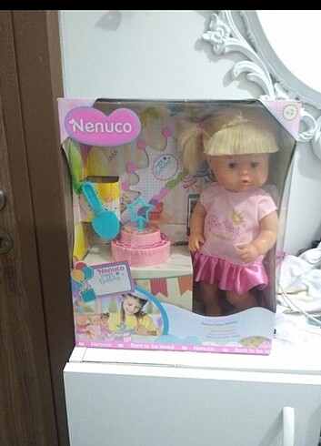 Nenuco doğum günü bebeği Sıfır kutusunda 
