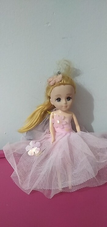 Barbie Prenses bebek