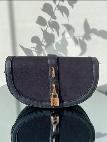  Beden siyah Renk Zara model çanta