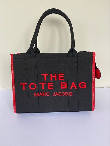 The tote bag çanta