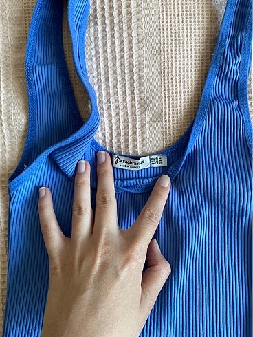 Stradivarius Askılı üst