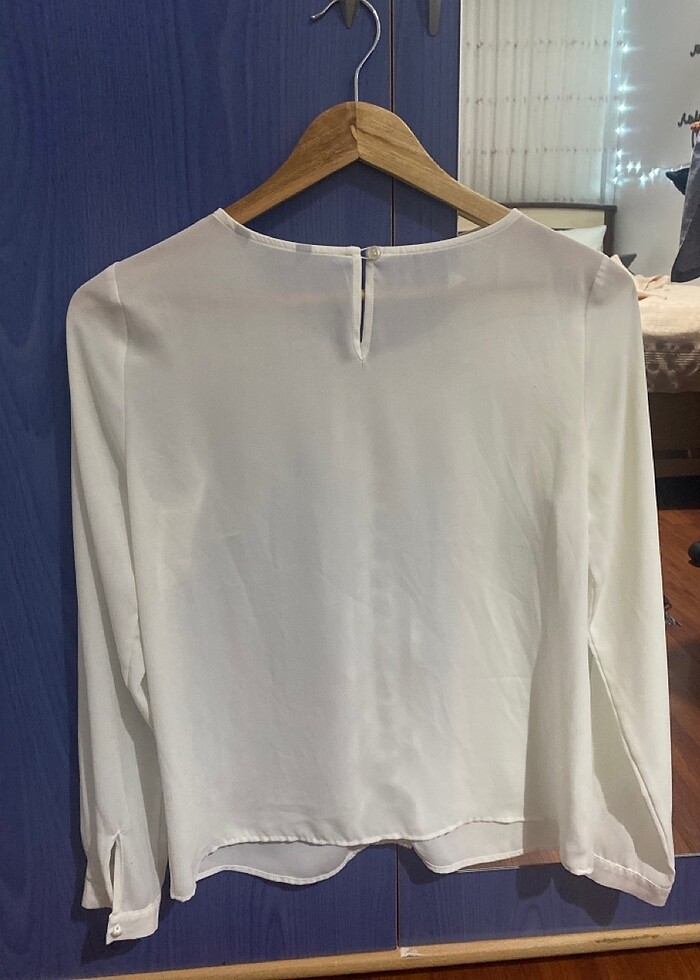 Beyaz gömlek - Görsel 2