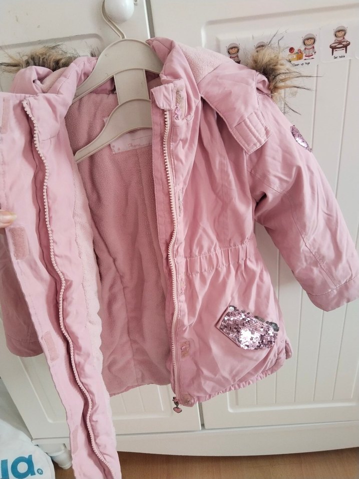 Pembe Kürklü Kız Çocuk Montu - Görsel 4