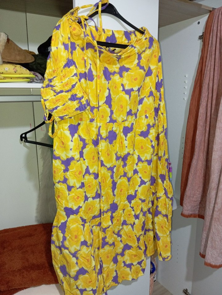 Sarı Çiçek Desenli alt üst takım - Görsel 2