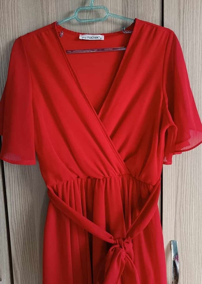 Kırmızı elbise  - Görsel 4