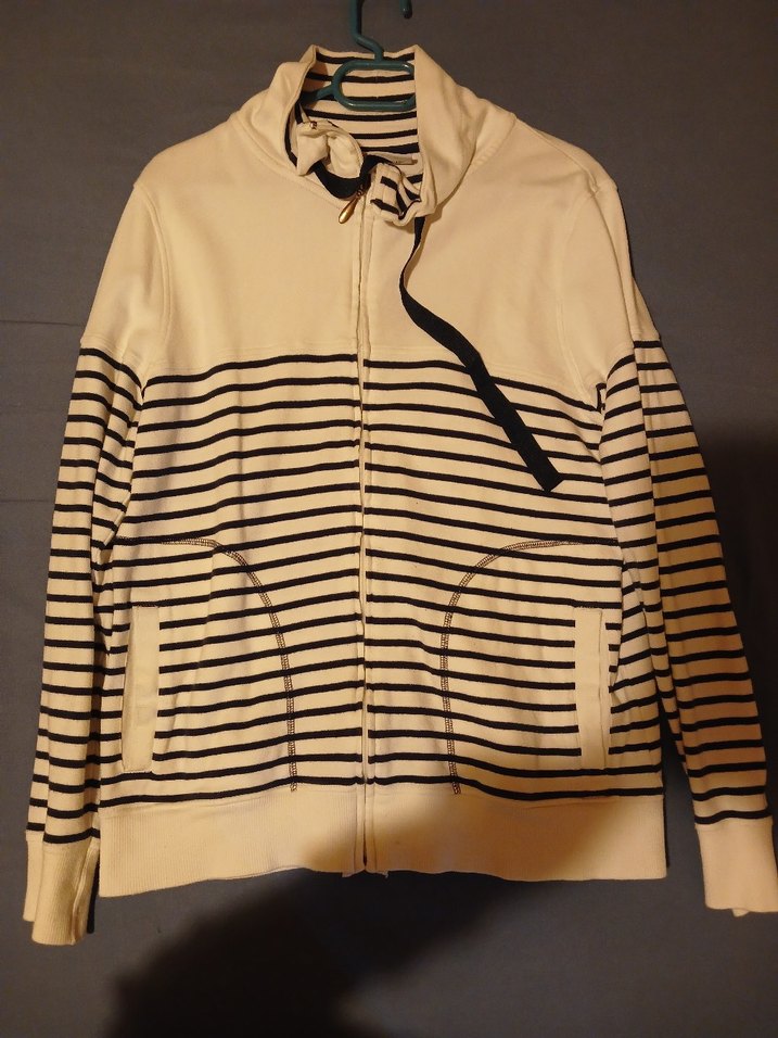 Kadın Zebra Desenli Yüksek Yaka Sweatshirt - Görsel 2