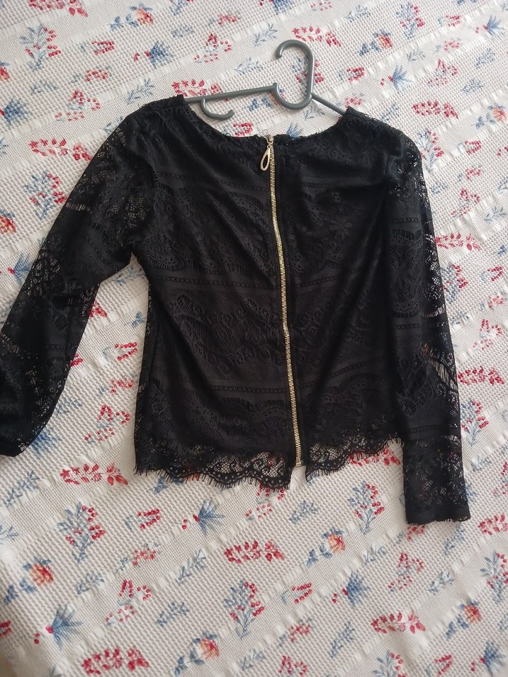 Uzun Kollu Siyah Dantel Bluz - Görsel 3