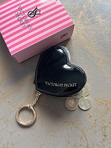 Victoria?s Secret Kalp Cüzdan Anahtarlık