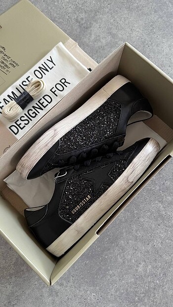 Golden Goose Deluxe