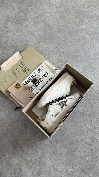 Golden Goose Deluxe Golden Goose Deluxe