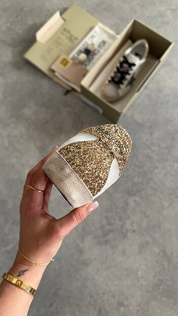 37 Beden beyaz Renk Golden Goose Deluxe