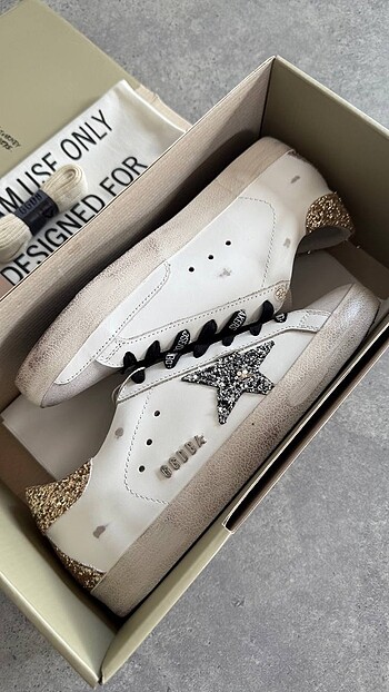 Golden Goose Deluxe