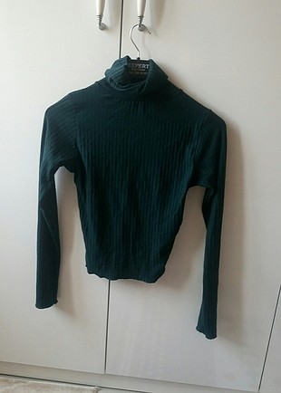 Boğazlı mini üst