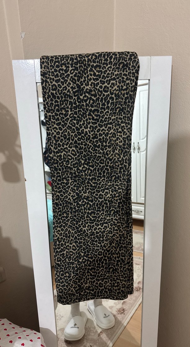 Kadın Leopar Desenli Suni Kumaş Pantolon - Görsel 2