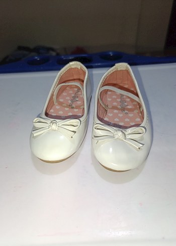 Kız Çocuk Beyaz Fiyonk Detaylı Babet - Görsel 2