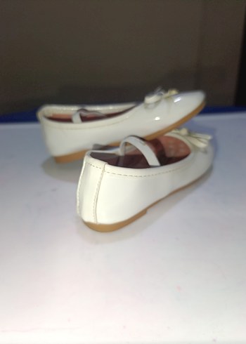 Kız Çocuk Beyaz Fiyonk Detaylı Babet - Görsel 3