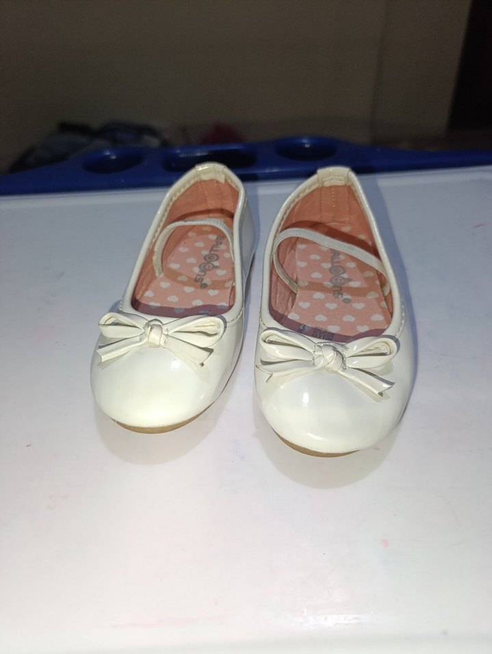 Kız Çocuk Beyaz Fiyonk Detaylı Babet - Görsel 2