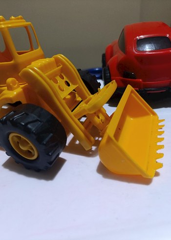 Renkli Oyuncak Kırmızı Araba ve Sarı Kepçe - Görsel 6