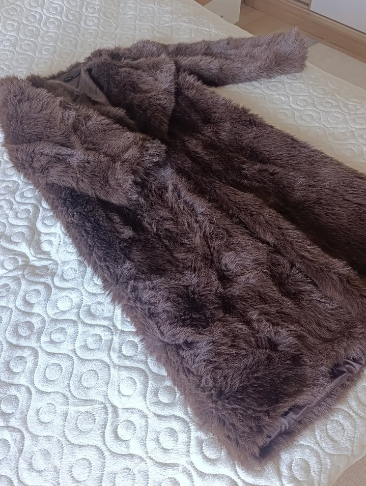 Kahverengi Uzun Peluş Kadın kürk - Görsel 2