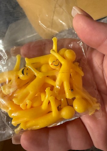 Sarı Renkli Aksiyon Figürleri Paketi - Görsel 5