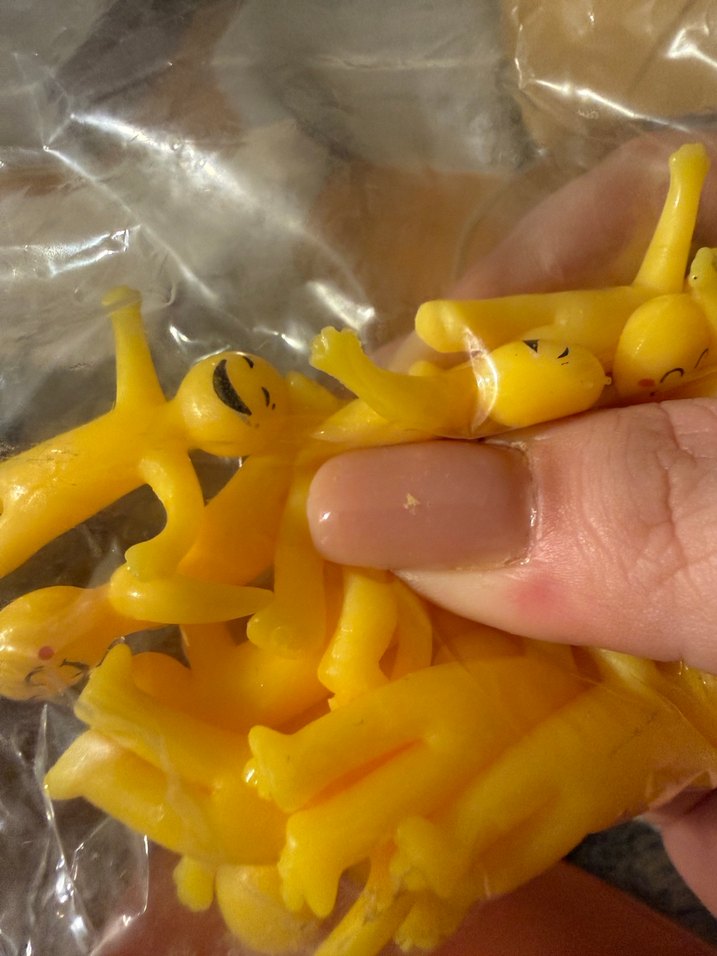 Sarı Renkli Aksiyon Figürleri Paketi - Görsel 3