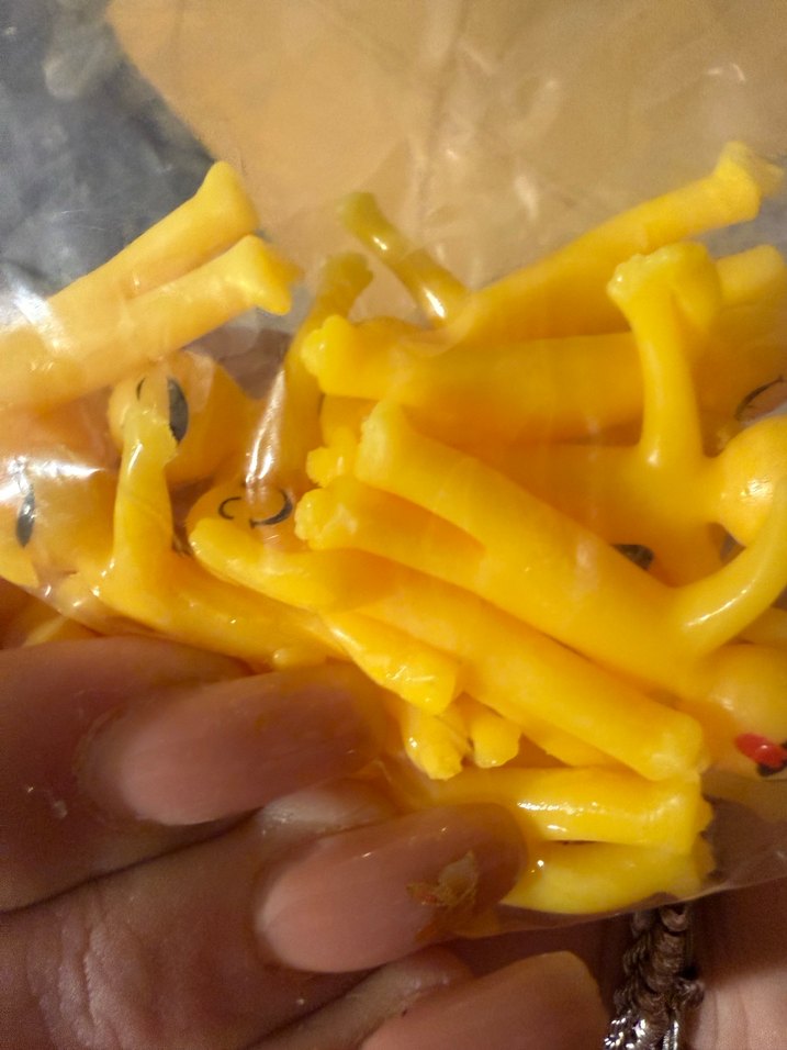 Sarı Renkli Aksiyon Figürleri Paketi - Görsel 4