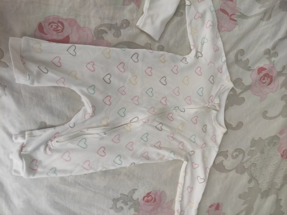 Kız Çocuk Beyaz Nakışlı Fermuarlı Pijama Takımı - Görsel 3