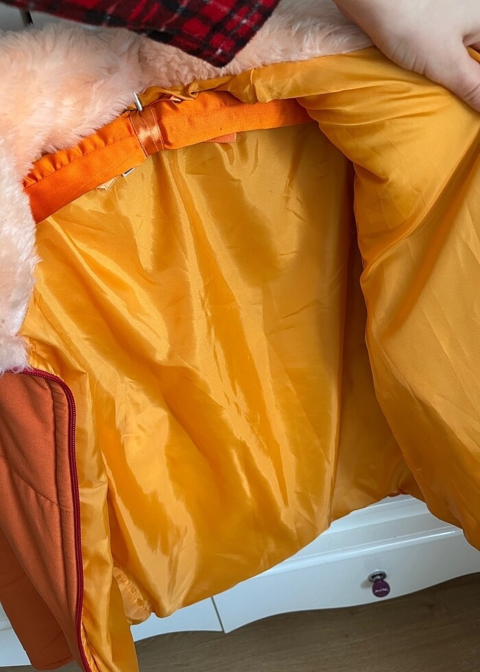 Turuncu içi pamuklu mont - Görsel 3