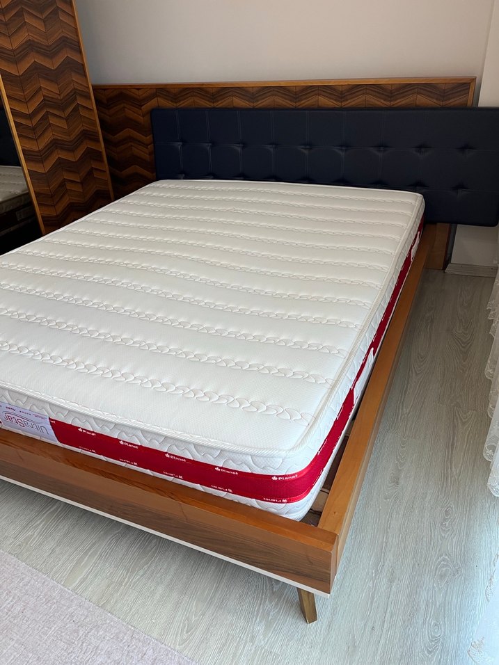 Başlık döşek karyola - Görsel 3