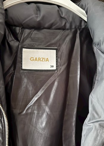 Siyah Kapüşonlu Şişme Yelek - Görsel 3