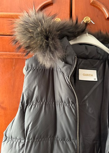 Siyah Kapüşonlu Şişme Yelek - Görsel 6