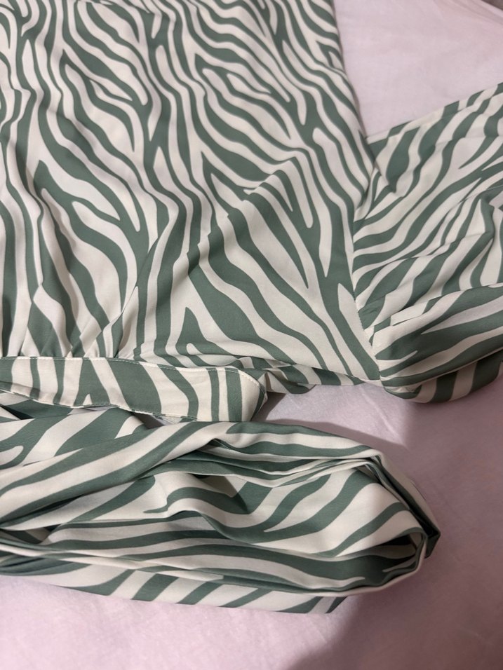 Yeşil Zebra Desenli Uzun Kollu Bohem Tunik - Görsel 4