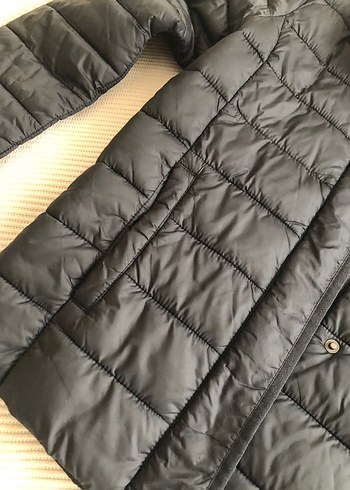 Siyah Kadın Şişme Mont - Görsel 2