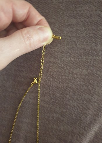 Beden Altın Renk Uzun Zincirli Çiçekli Kolye