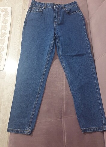 trendyol mila jean kot pantolon 40 bedendir yani katta 30 bedene