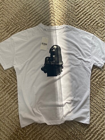YANLIZ KADIN OVERSİZE TEE