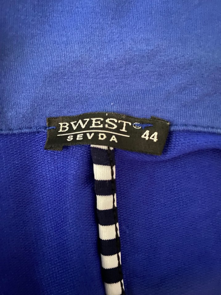 Saks mavisi Düğmeli Uzun Kadın Kaban - Görsel 2