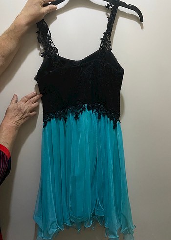 Siyah Dantel Askılı Turkuaz Midi Elbise - Görsel 2