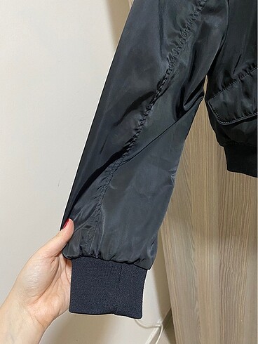 m Beden siyah Renk pull and bear bomber ceket