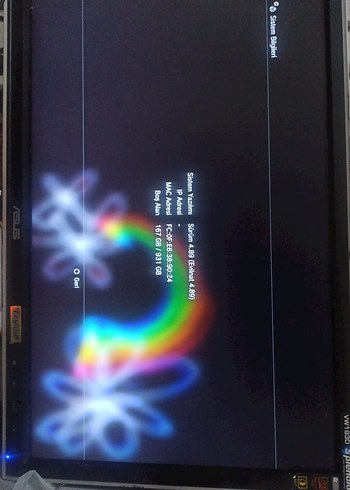 Sony PlayStation konsolu ve iki kontrol cihazı - Görsel 20