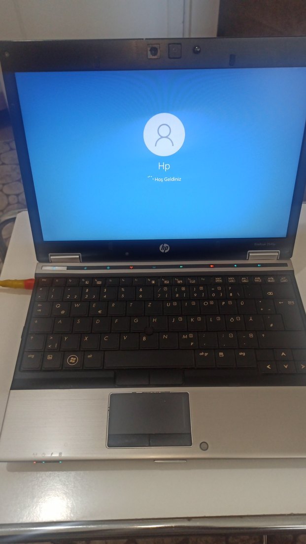 Bej HP EliteBook 2540p Dizüstü Bilgisayar - Görsel 5