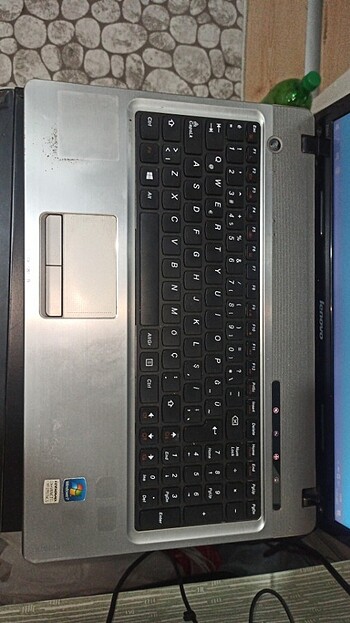 Lenovo Laptop - Görsel 12