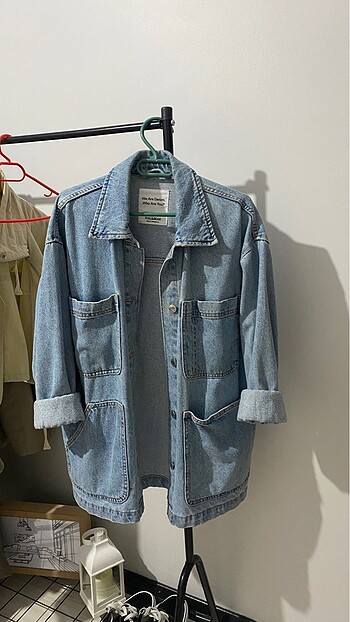 PULL AND BEAR KOT CEKET